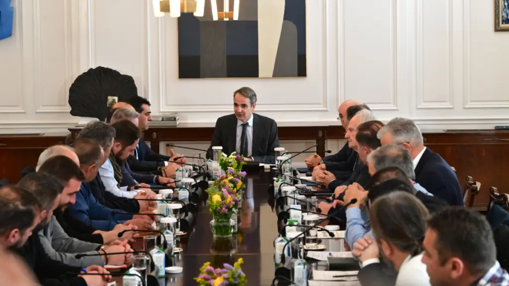Μητσοτάκης σε αγρότες: “Στόχος η εκρίζωση της ευλογιάς μέχρι το Πάσχα”