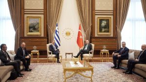 Ολοκληρώθηκε η συνάντηση Μητσοτάκη και Ερντογάν – Σε λίγο οι κοινές δηλώσεις