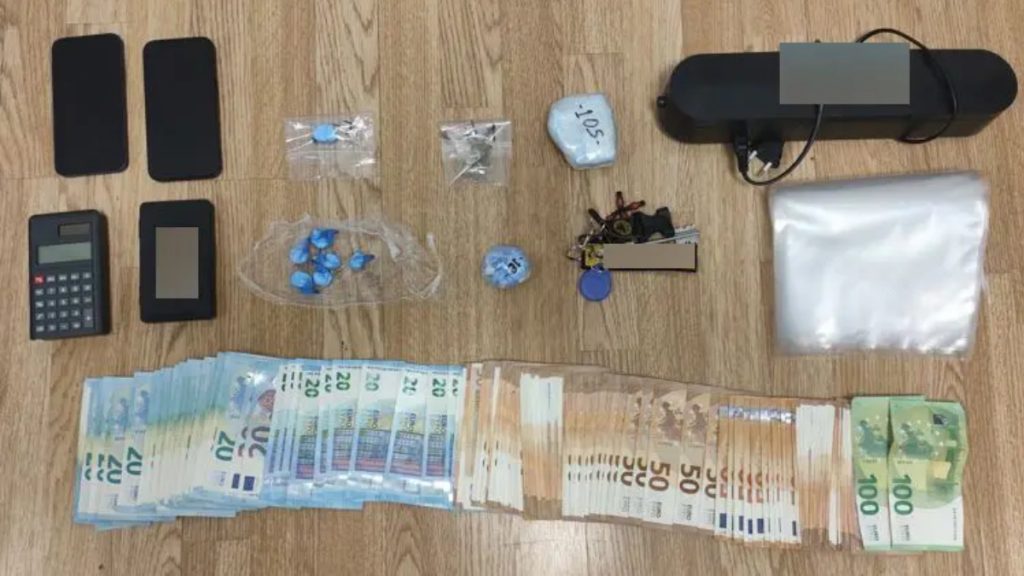 Ραφήνα: Συνελήφθησαν 2 άτομα για κατοχή και διακίνηση ναρκωτικών