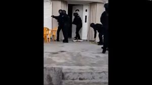 Αστυνομική επιχείρηση στη Νέα Πέραμο: Συνελήφθησαν 7 άτομα για ρευματοκλοπή – Κατασχέθηκαν 3 κυνηγετικά όπλα