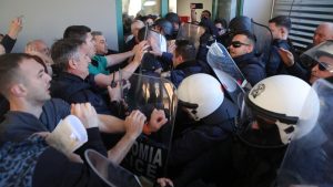 Δημογλίδου για τα επεισόδια στο Νοσοκομείο Νίκαιας:  “Ήθελαν να δουν εικόνες να ανοίγουν το κεφάλι του υπουργού”