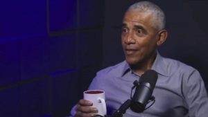 Η εξήγηση του Ομπάμα στη δήλωση του ότι “οι εξωγήινοι είναι αληθινοί” που προκάλεσε σάλο (βίντεο)