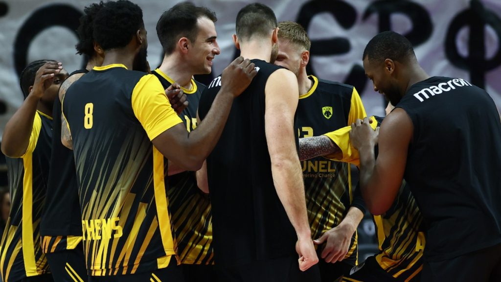 Ολυμπιακός – ΑΕΚ: Πλήγμα στην «Ένωση», εκτός ο Λεκαβίτσιους