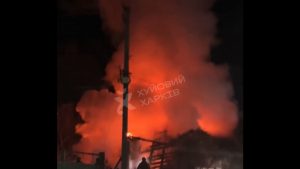 Ουκρανία: Τρία μικρά παιδιά και ο πατέρας τους σκοτώθηκαν από ρωσικό πλήγμα στο Χάρκοβο (βίντεο)