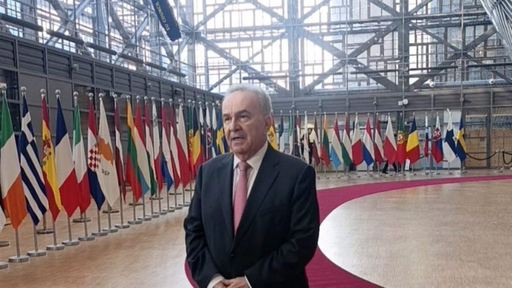 Παπαθανάσης: “Η Ελλάδα στηρίζει μια πιο ισχυρή, αυτόνομη και ανταγωνιστική Ευρώπη”