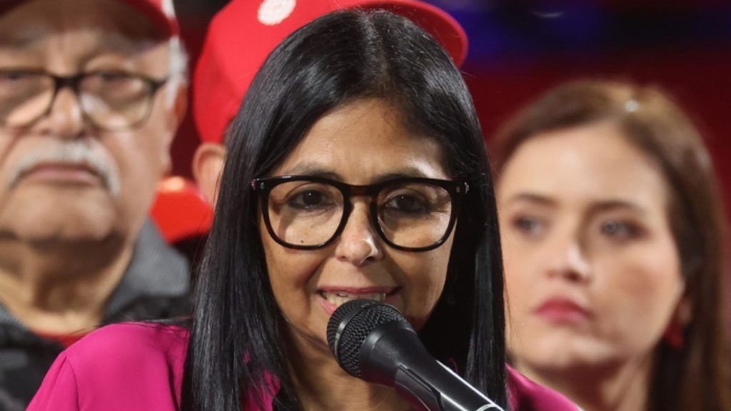 Βενεζουέλα: Η Ντέλσι Ροδρίγκες υπόσχεται πως θα οργανώσει ελεύθερες εκλογές