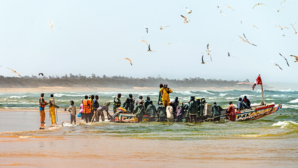 Σενεγάλη: Τρεις νεκροί μετά την ανατροπή ακταιωρού