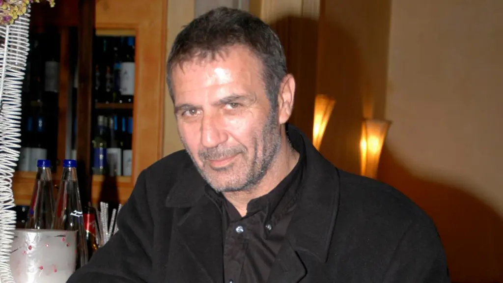 Νίκος Σεργιανόπουλος: Πλαστή η διαθήκη του ετεροθαλούς αδερφού του – Τι είχε πραγματικά κληρονομήσει;