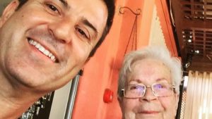 Παναγιώτης Στάθης: Η συγκινητική ανάρτηση για την μητέρα του που πέθανε – «Ο μοναδικός ήρωας που γνώρισα»