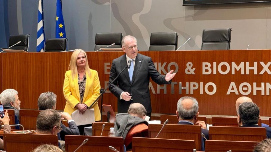 Θεοδωρικάκος: Νέος επιμελητηριακός νόμος το 2026