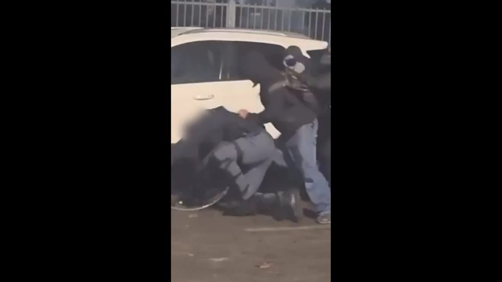 Τορίνο: Συνελήφθη 22χρονος για επίθεση με σφυρί σε αστυνομικό