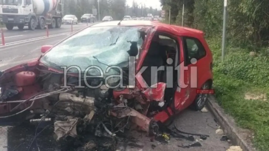 ΒΟΑΚ: Τραγωδία με 60χρονη νεκρή και 3 τραυματίες μετά από καραμπόλα 3 οχημάτων (βίντεο)
