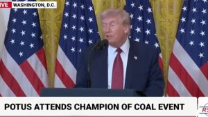 Τραμπ: Έγινε viral με νέο σαρδάμ -“Πως μπορεί να υπηρετήσει ως πρόεδρος αν δεν μπορεί να ολοκληρώσει μία πρόταση” (βίντεο)