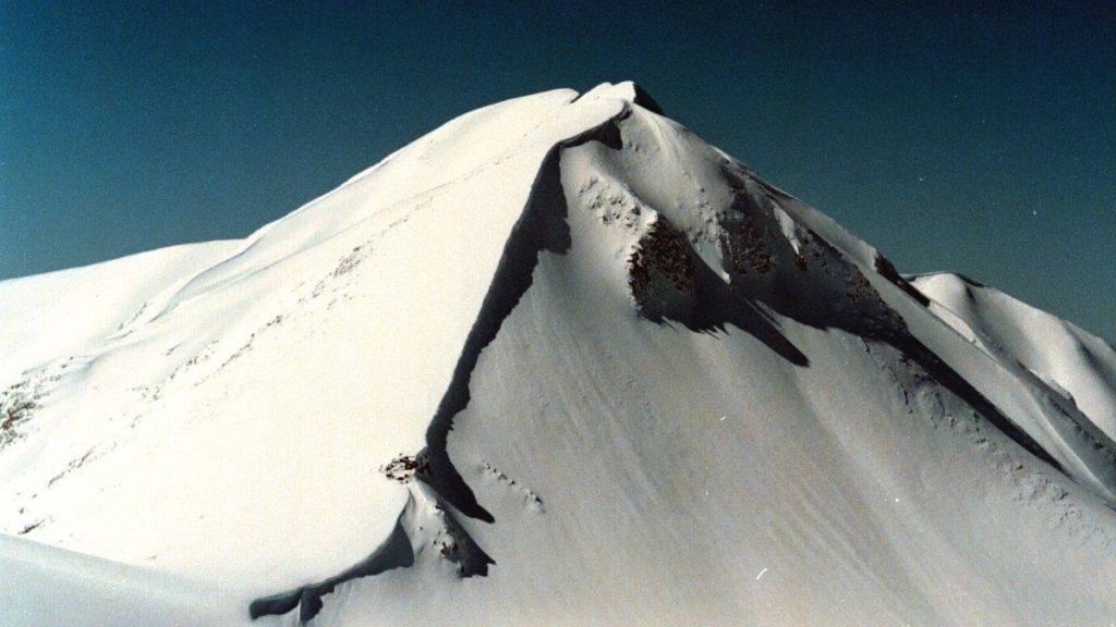 Εντοπίστηκε ο 74χρονος που αγνοούνταν στο Βελούχι – Σε εξέλιξη επιχείρηση ανάσυρσης