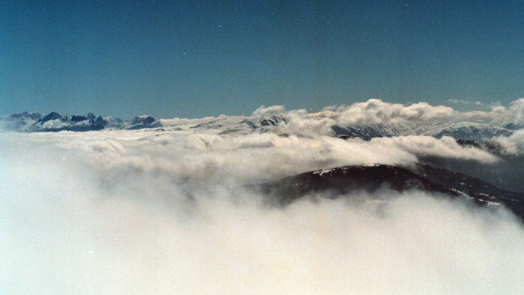 Βελούχι: Αγωνία για τον 74χρονο πεζοπόρο – Παραμένει ενεργό το κινητό του, δύσκολες καιρικές συνθήκες στην περιοχή