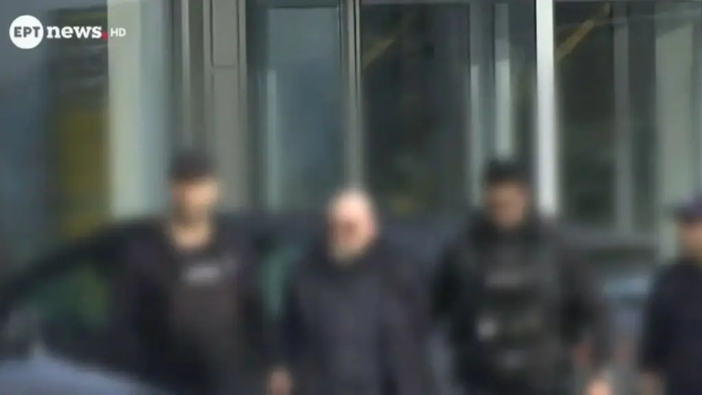 Βιολάντα: Η στιγμή της σύλληψης του ιδιοκτήτη του εργοστασίου μετά την αναβάθμιση του κατηγορητηρίου (Βίντεο)