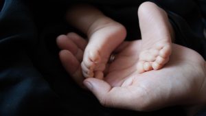 Μηνιγγίτιδα στα μωρά: Τα προειδοποιητικά σημάδια 