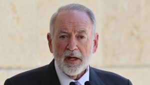 “Βιβλικό δικαίωμα του Ισραήλ να καταλάβει όλα τα εδάφη της Μέσης Ανατολής” λέει ο Αμερικανός πρέσβης στην περιοχή