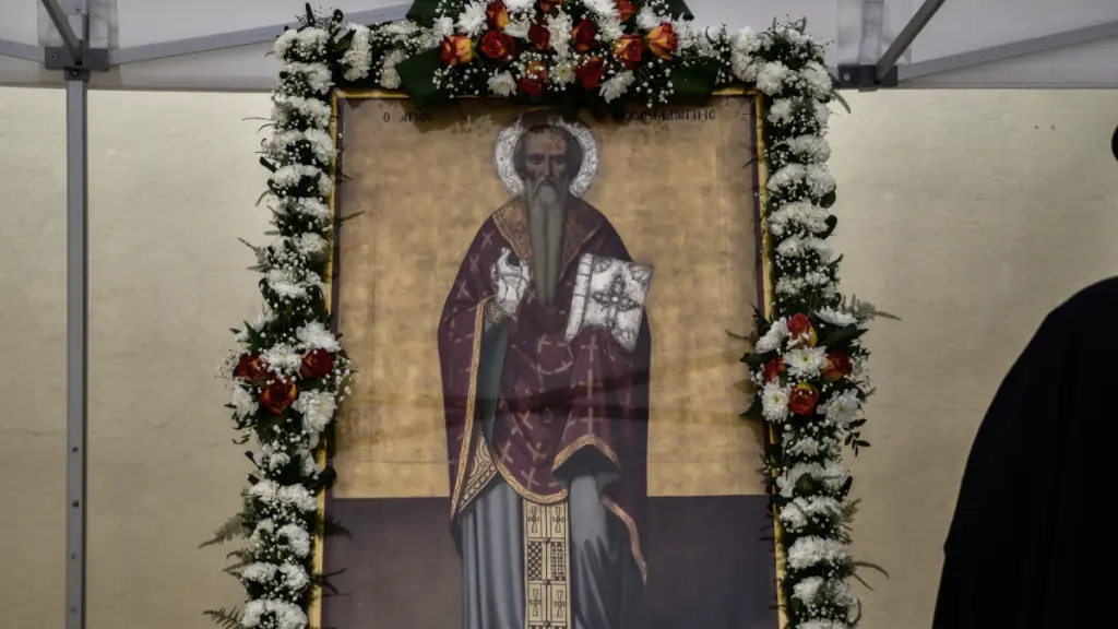 Ποιος ήταν ο Άγιος Χαράλαμπος – Το θαύμα που τον κατέστησε προστάτη από τα λοιμώδη νοσήματα