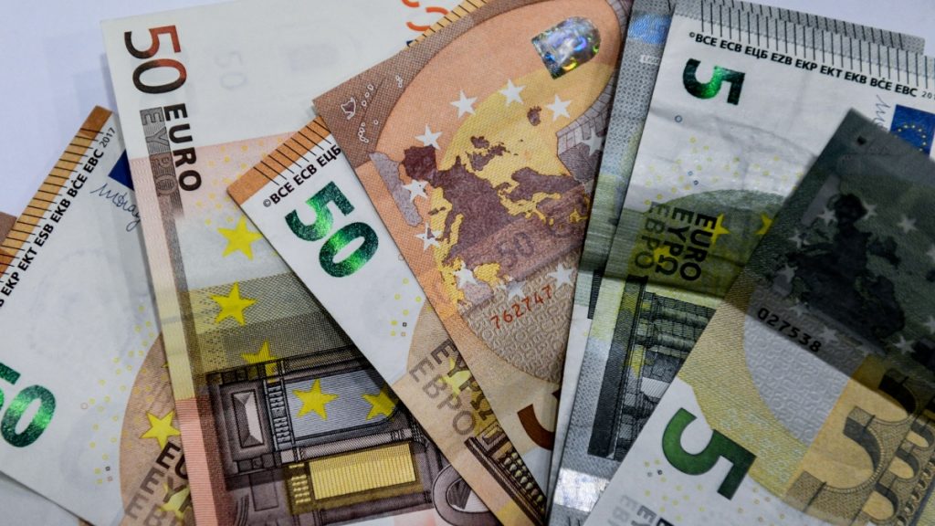 Προϋπολογισμός: Πρωτογενές πλεόνασμα 3,5 δισ. τον Ιανουάριο – Στα 6,2 δισ. τα φορο-έσοδα