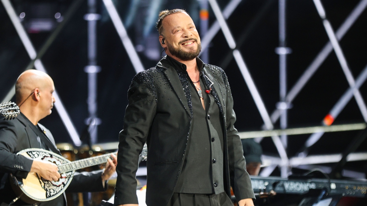 Χρήστος Δάντης: Ατύχημα για τον τραγουδιστή – Έσπασε το χέρι του και θα υποβληθεί σε χειρουργείο