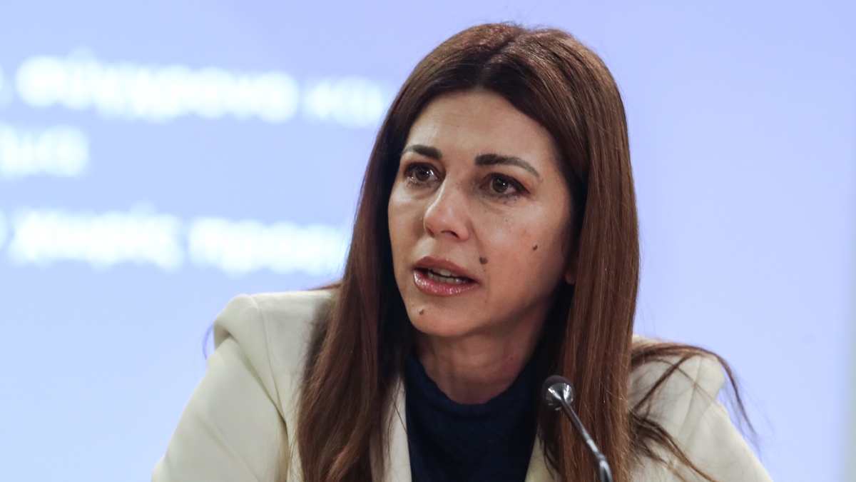 Ζαχαράκη: “Ανεκτίμητη η συμβολή της ελληνικής γλώσσας στην παγκόσμια πολιτιστική κληρονομιά”