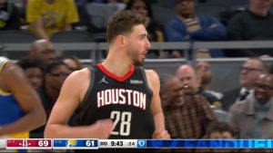 Αποτελέσματα ΝΒΑ: Σενγκούν οδήγησε τους Ρόκετς σε εμφατική νίκη απέναντι στους Πέισερς