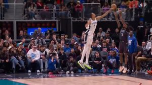 Αποτελέσματα ΝΒΑ: Ρόκετς «πάτησαν» τριάδα μετά την νίκη επί των Τζαζ – Αρνητές ήττας οι Σπερς πλησιάζουν την κορυφή στην Δύση