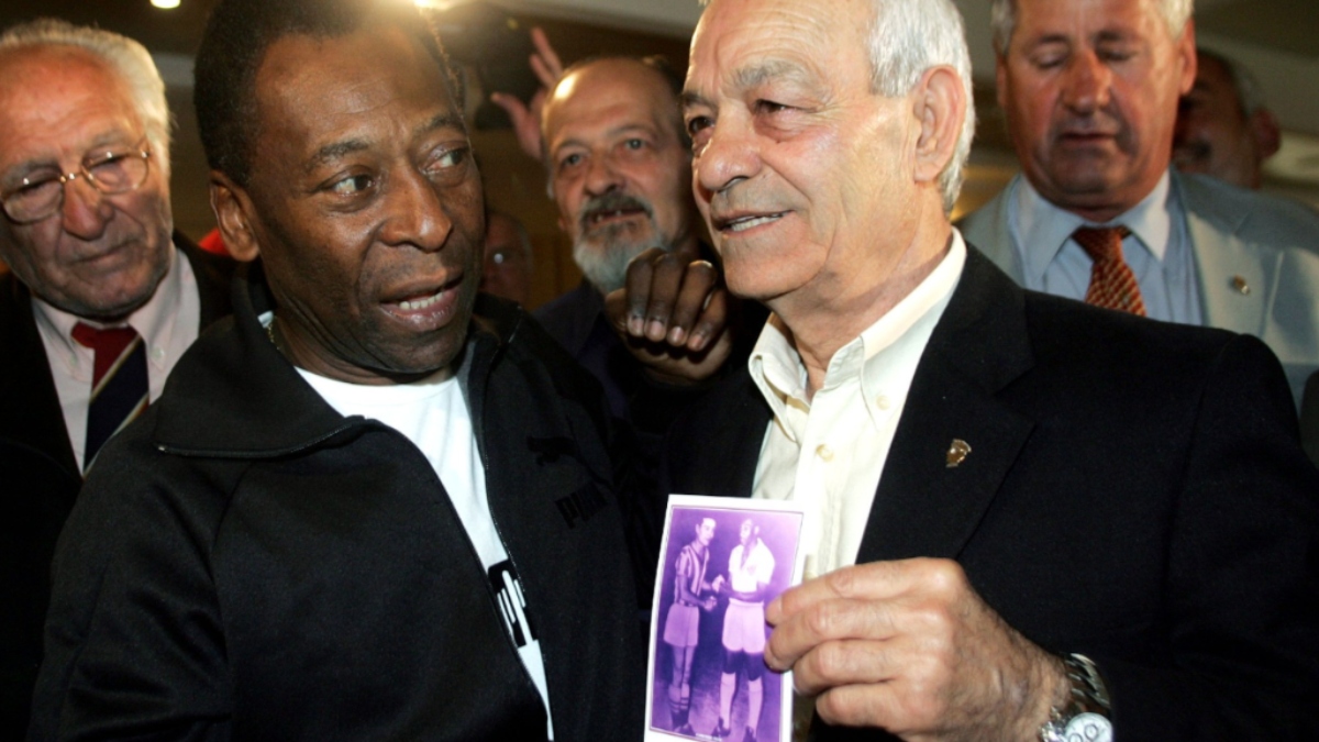 Έφυγε από τη ζωή ο Σωτήρης Γκαβέζος, παλαίμαχος ποδοσφαιριστής του Ολυμπιακού