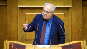 Παναγιώτης Παρασκευαΐδης: Διεγράφη απ’ το ΠΑΣΟΚ μετά το παραλήρημα για συγκυβέρνηση «και με τα δικτατορικά καθεστώτα»