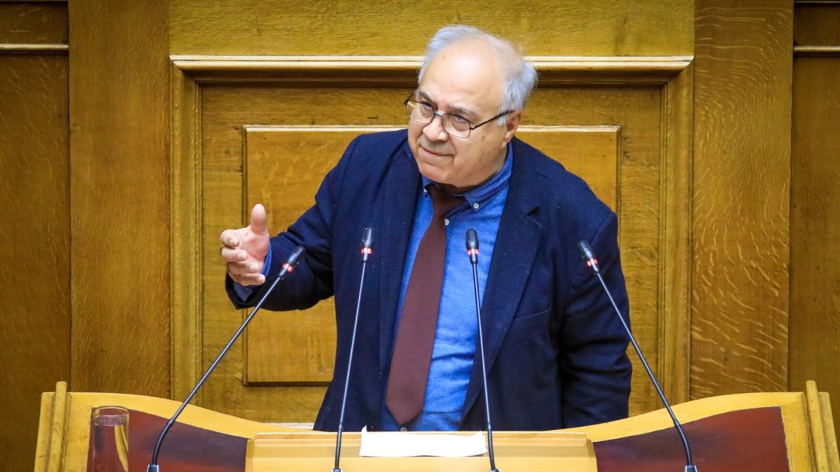 Παναγιώτης Παρασκευαΐδης: Διεγράφη απ’ το ΠΑΣΟΚ μετά το παραλήρημα για συγκυβέρνηση «και με τα δικτατορικά καθεστώτα»