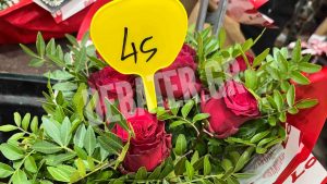 Ακριβός ο Άγιος Βαλεντίνος: «4€ πήγε το ένα τριαντάφυλλο» (pics)