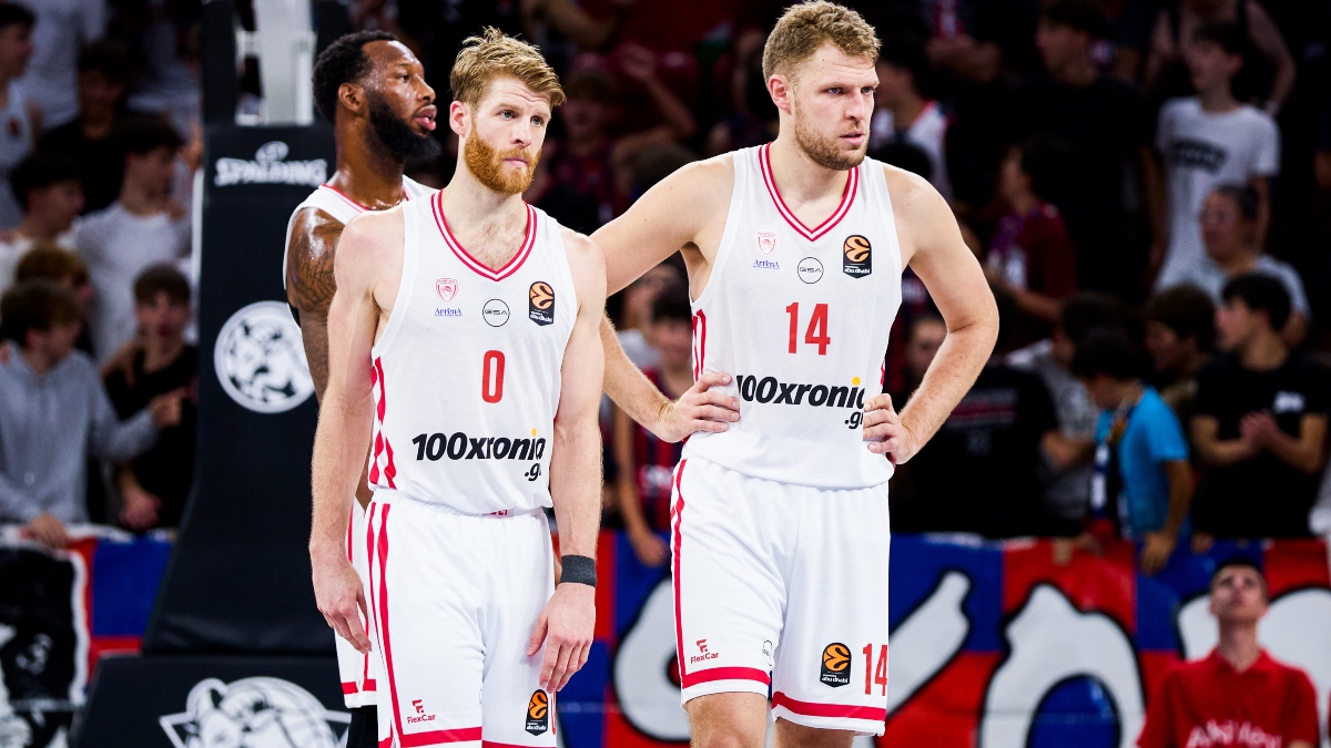 Ολυμπιακός: Επίσημα χωρίς Βεζένκοφ και Γουόκαπ κόντρα στον Παναθηναϊκό