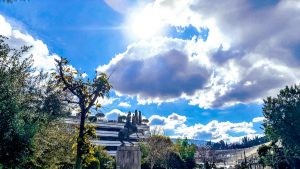 Καιρός σήμερα: Λιακάδα με λίγες νεφώσεις – Πού μπορεί να βρέξει