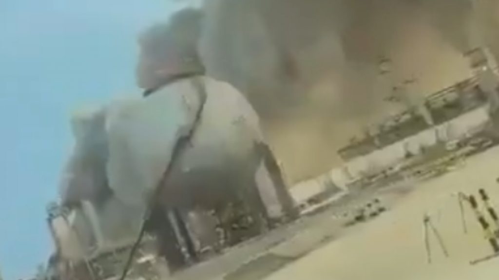 Το Ιράν χτύπησε πετρελαϊκές εγκαταστάσεις στη Σ. Αραβία – Το Ισραήλ απειλεί τον Λίβανο με “χερσαία επίθεση”