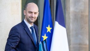 “Έτοιμη” να λάβει μέρος στην άμυνα των κρατών του Κόλπου η Γαλλία – Τι λέει η Γερμανία