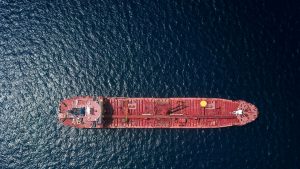 ΠΝΟ: “Να κηρυχθεί εμπόλεμη ζώνη ο Περσικός Κόλπος” – Ζητά επαναπατρισμό ναυτικών