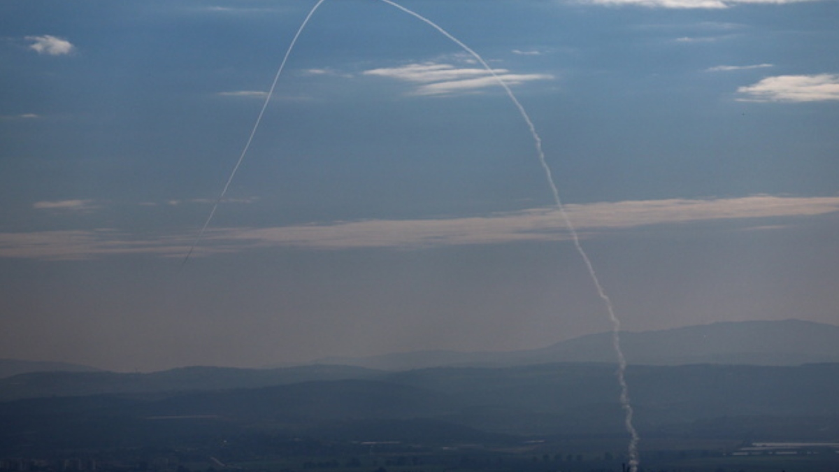 Το Ιράν εκτόξευσε νέο πύραυλο κατά του Ισραήλ – Ο IDF μπήκε στον Λίβανο, νέα πλήγματα στην Τεχεράνη