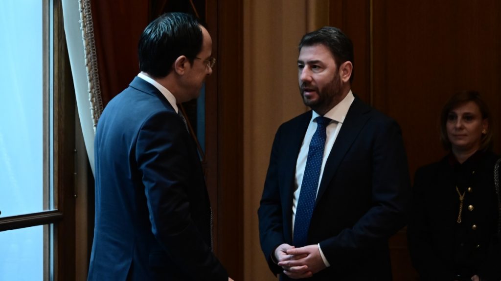 Ανδρουλάκης: Τηλεφωνική επικοινωνία με τον Χριστοδουλίδη για τις εξελίξεις στη Μέση Ανατολή