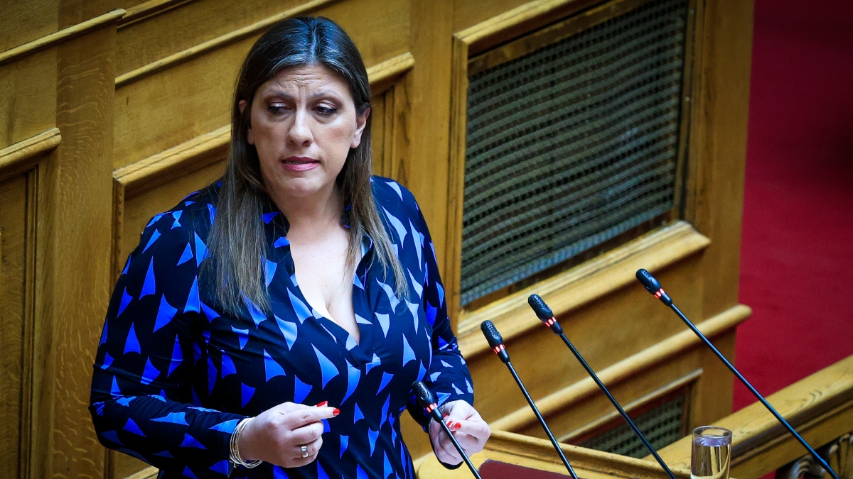 Κωνσταντοπούλου κατά Μητσοτάκη: “Ουρά του Τραμπ και του Νετανιάχου – Σύρει τη χώρα στο άρμα των επιθετικών πολέμων”