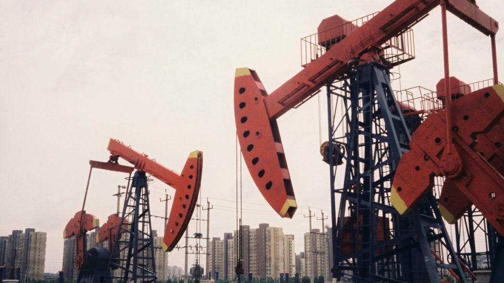 “Ανάσα” για πετρέλαιο και φυσικό αέριο μετά τις δηλώσεις Τραμπ – Τι λένε αναλυτές