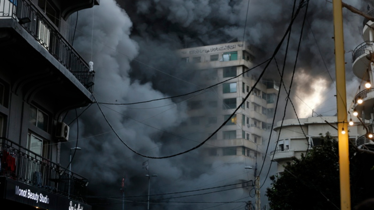 Λίβανος: Χιλιάδες εκτοπισμένοι επιστρέφουν στον νότο και αντικρίζουν ερείπια και συντρίμμια