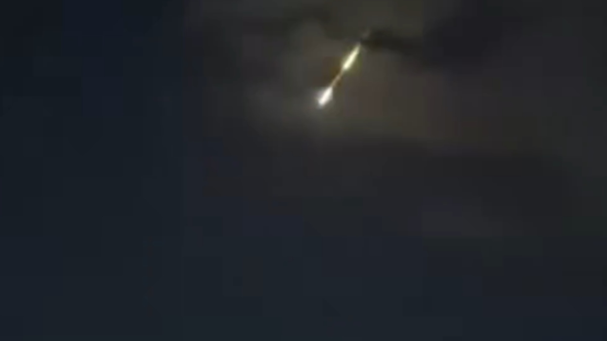 Τουρκία: Για βαλλιστικό πύραυλο που εκτοξεύτηκε από το Ιράν προς τη βάση του Ιντσιρλίκ γράφουν τουρκικά (βίντεο)