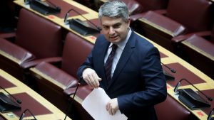 Ποιος παίρνει την έδρα του Κωνσταντινόπουλου στο ΠΑΣΟΚ – Νέο πρόσωπο στην ΚΟ του κόμματος