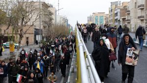 Μία νεκρή από ισραηλινή επιδρομή κοντά σε διαδήλωση στην Τεχεράνη – Ο Τραμπ απειλεί το Ιράν με νέο σκληρό χτύπημα