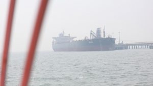 Το Ιράν απαντά στον ναυτικό αποκλεισμό με απειλές: “Κανένα λιμάνι στον Περσικό και τη Θάλασσα του Ομάν δεν θα είναι ασφαλές”