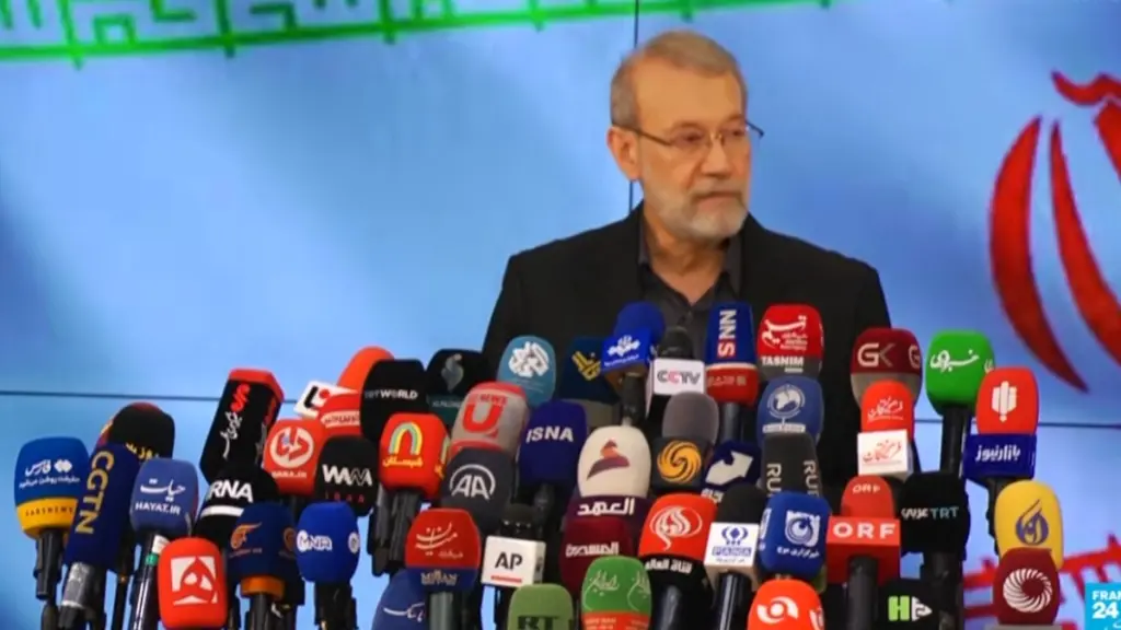 Το Ισραήλ λέει ότι χτύπησε τον Λαριτζανί, νεκρός ο επικεφαλής των Μπασίτζ – Επεκτείνονται οι επιχειρήσεις στον Λίβανο