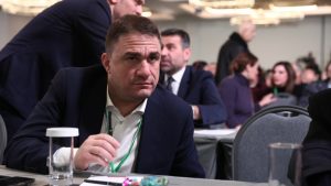 Τσουκαλάς: “Το ΠΑΣΟΚ δεν χωρίζεται σε τιμάρια και αγκαλιάζει τους πάντες”