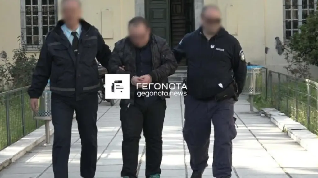 Ομόφωνα ένοχος ο 22χρονος μητροκτόνος της Λάρισας