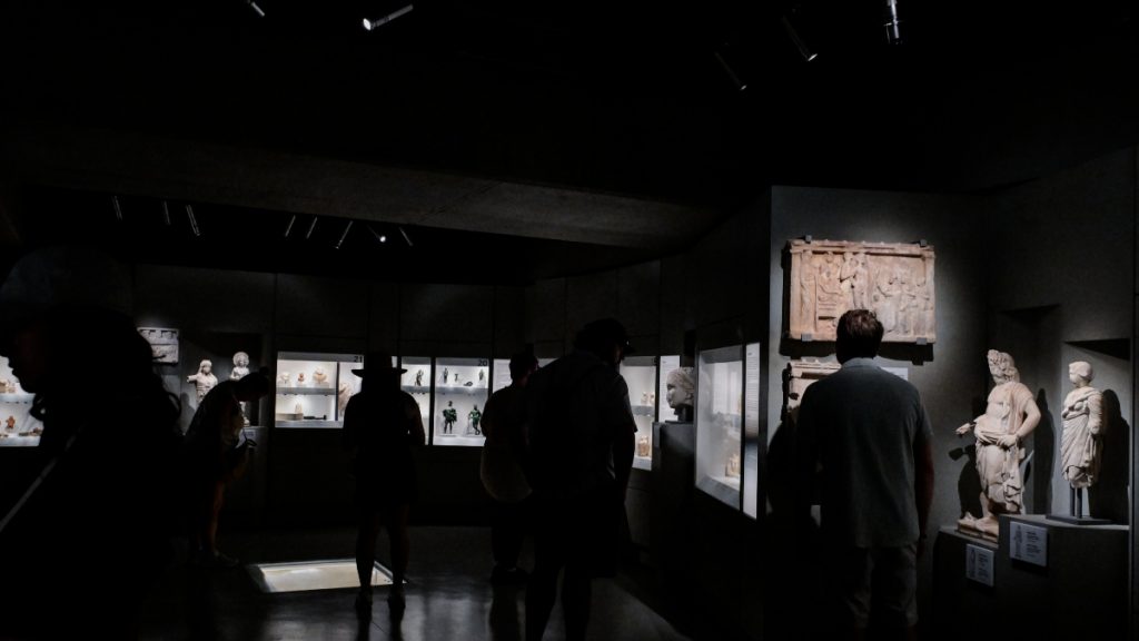 ΕΛΣΤΑΤ: Αυξήθηκαν κατά 12% οι επισκέπτες στα μουσεία τον Νοέμβριο 2025